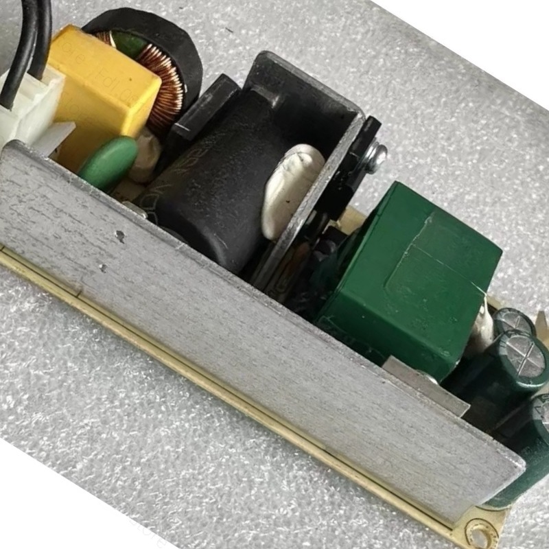 Kullanılmış VCT60US12 12V5A gü - Ac Power Supply incelemesi ve fiyatı